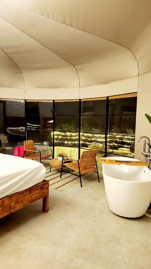Starry Domes Desert Camp Bidiya Екстер'єр фото